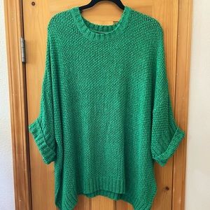 Green Oversized 3/4 Sleeved Sweater